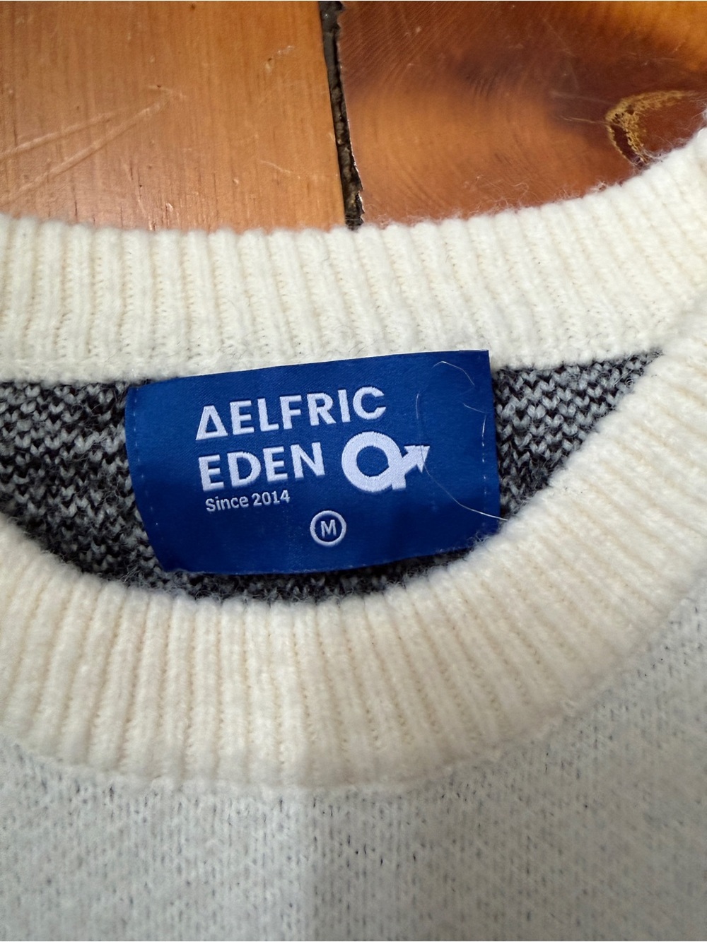 Aelfric Eden White Sweater with Bones - Picture 5 of 8